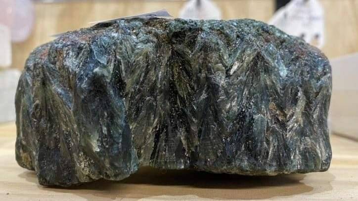 Séraphinite pour lutter cotre les désordres cellulaires (cancer, sida)